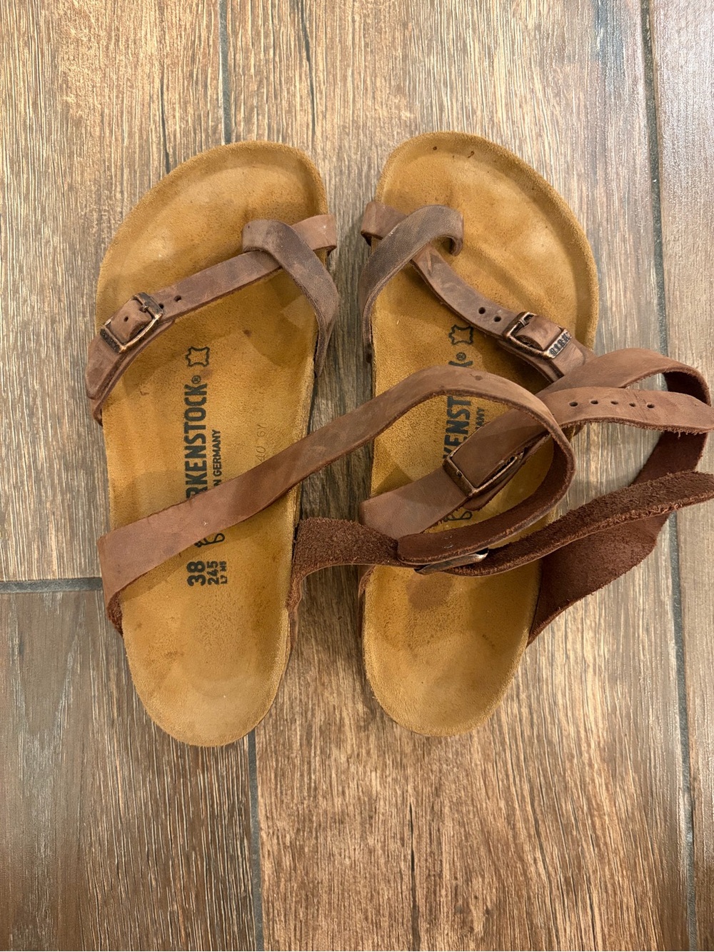 Size 38 Birkenstock Yara Women’s Brown Leather Strappy Sandals